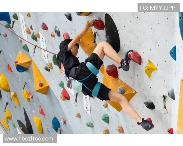 城市马拉松赛场上的战术较量北京攀岩队的表现分析与点评