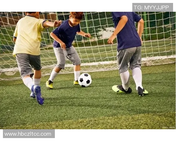 学足球明星动作教程助你提升技巧成为球场上的闪耀明星